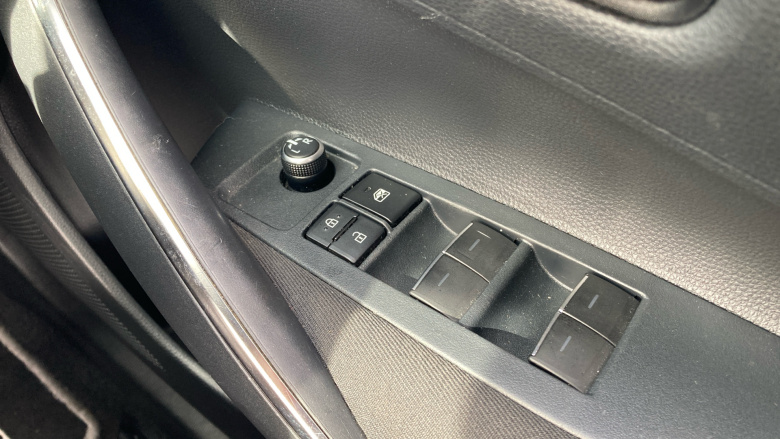 Toyota Corolla 1.8 VVT-i Hybrid Icon Tech 5dr CVT Hybrid Hatchback